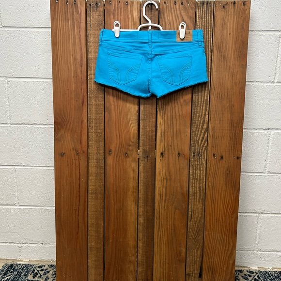 Hollister size 3 blue shorts - Picture 8 of 10